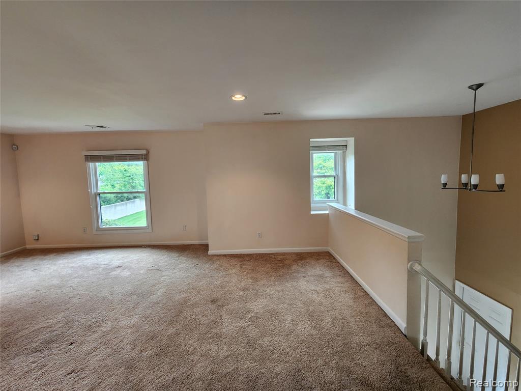 19400 W 11 Mile Road, Lathrup Village, MI 48076 — Photo 11