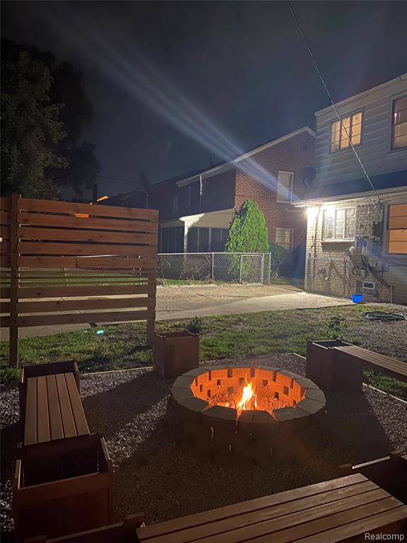 580 Alter Road, Detroit, MI 48215 — Photo 38
