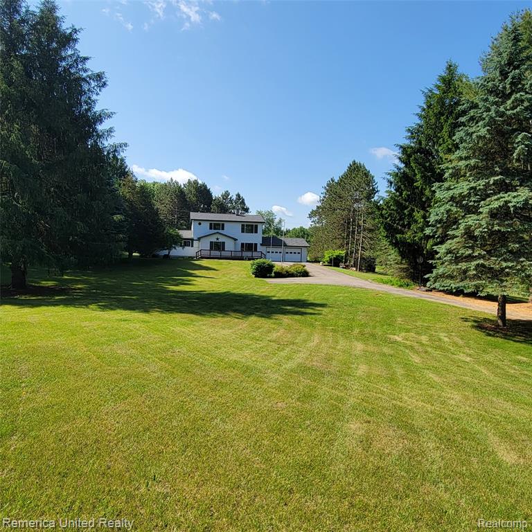 400 E SCHAFER Road, Pinckney, MI 48169 — Photo 2
