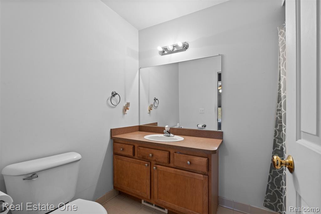 53244 Glen Oak Drive, Chesterfield, MI, 00000