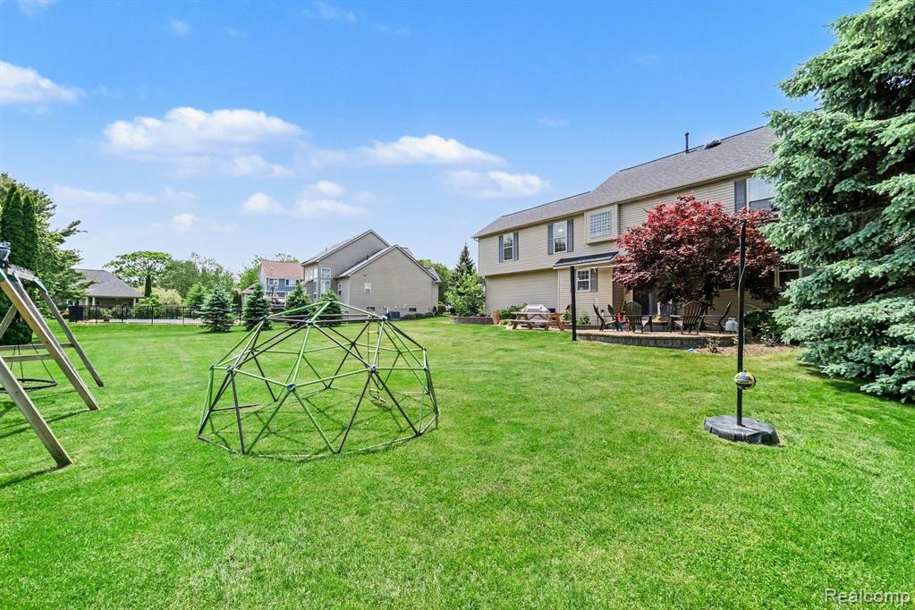 16181 Valcrest Drive, Linden, MI 48451 — Photo 45