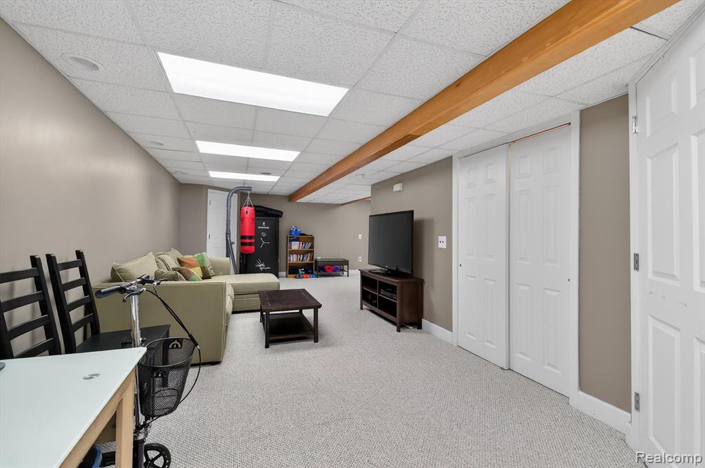 7526 Carlton Drive, Ypsilanti, MI 48197 — Photo 37