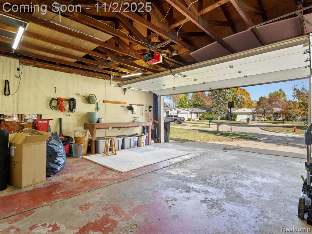 774 Southampton Court, Auburn Hills, MI 48326 — Photo 33