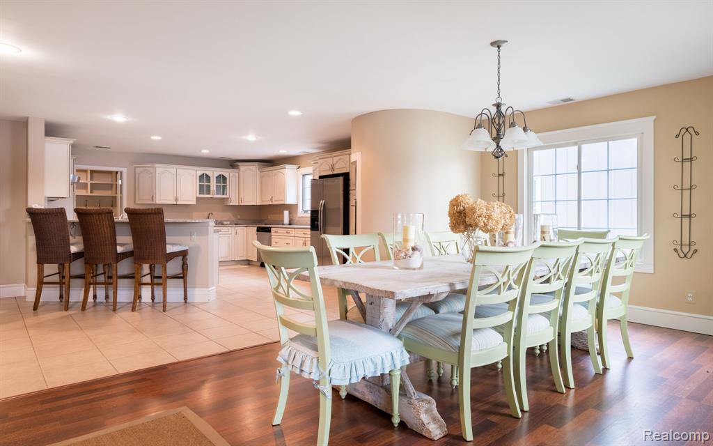 3831 Woodland Drive, Highland, MI 48356 — Photo 10