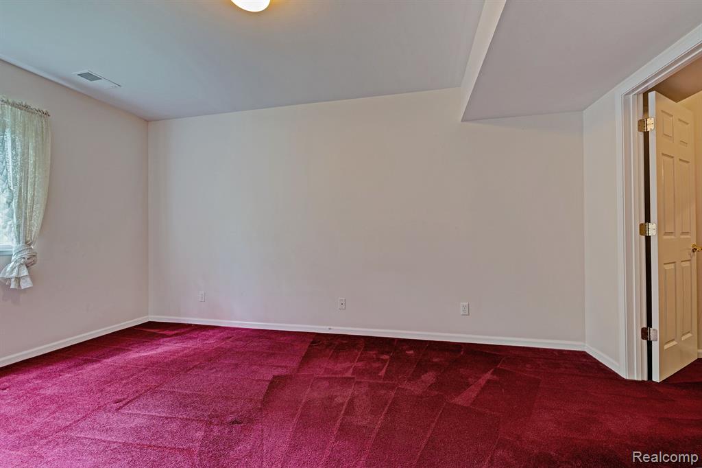 10154 HAWTHORNE RIDGE Road, Goodrich Vlg, MI — Photo 39