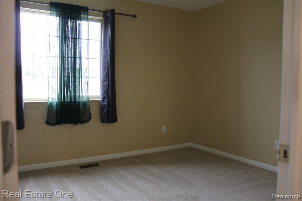 40690 Bluesprings Court, Canton, MI 48188 — Photo 33