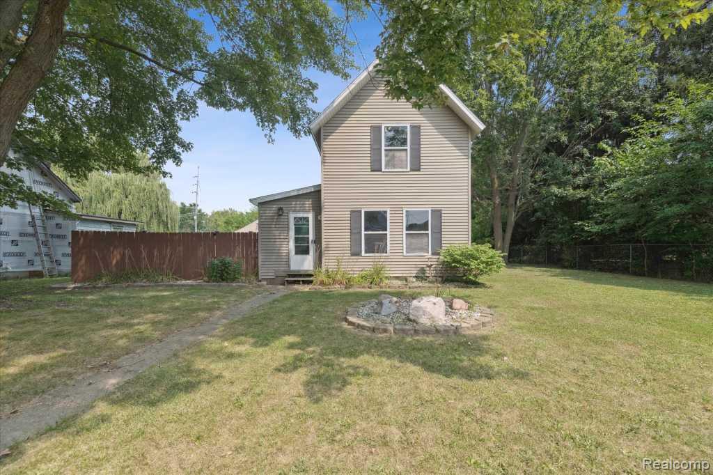 405 Huron Street, Owosso, MI 48867 — Photo 33