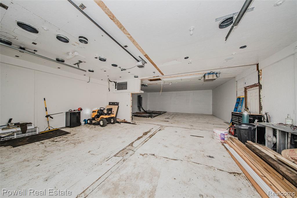 4118 Griswold Road, Port Huron, MI 48060 — Photo 14