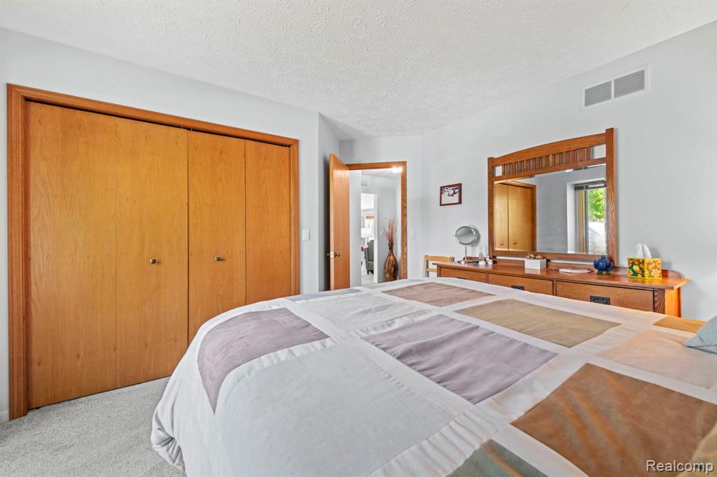 6687 Ridgeview Drive, Clarkston, MI — Photo 27