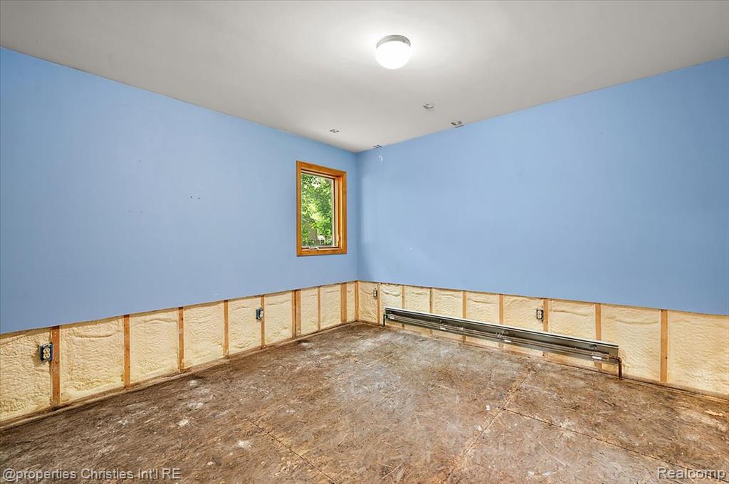 157 E Elmwood, Leonard, MI 48367 — Photo 55