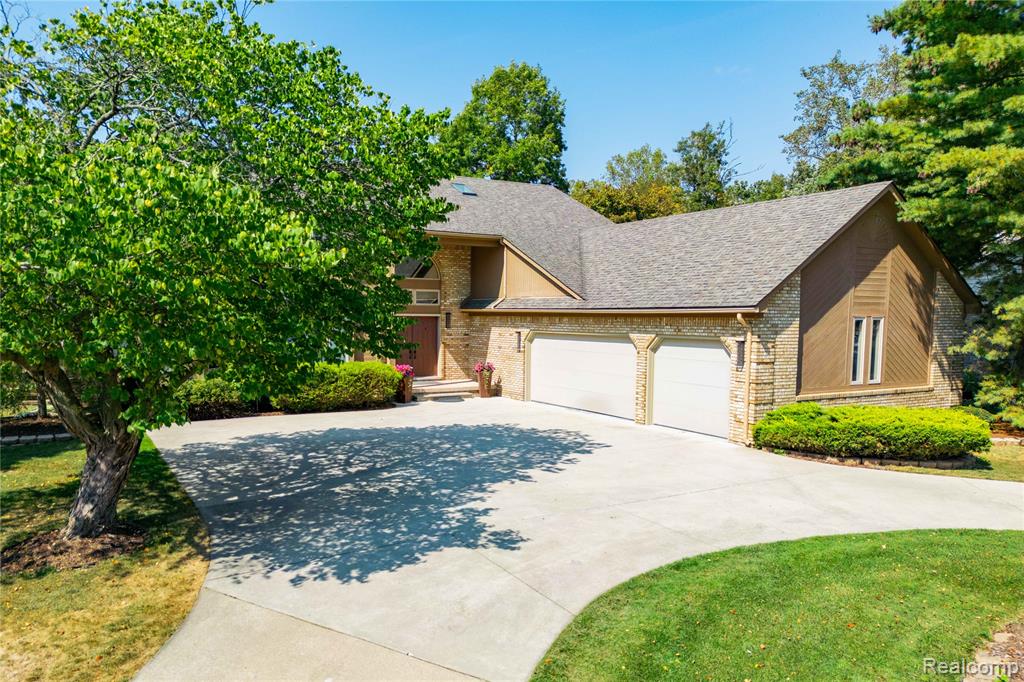 29462 East River Road, Grosse Ile, MI 48138 — Photo 70