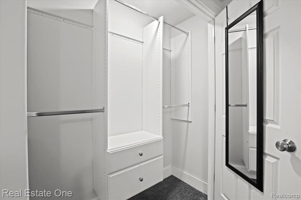 5611 Priory Lane, Bloomfield Hills, MI 48301 — Photo 26