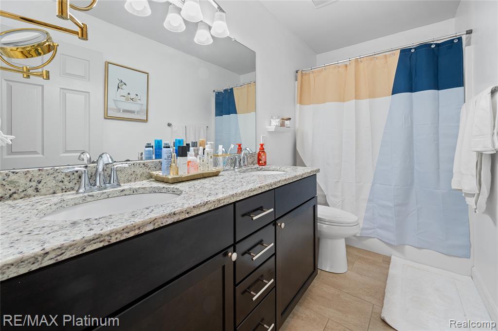 8209 Lee Road, Brighton, MI 48116 — Photo 25