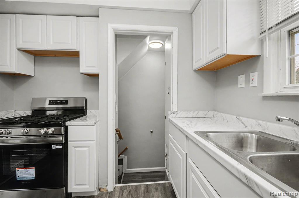 24274 Shakespeare Avenue, Eastpointe, MI 48021 — Photo 15