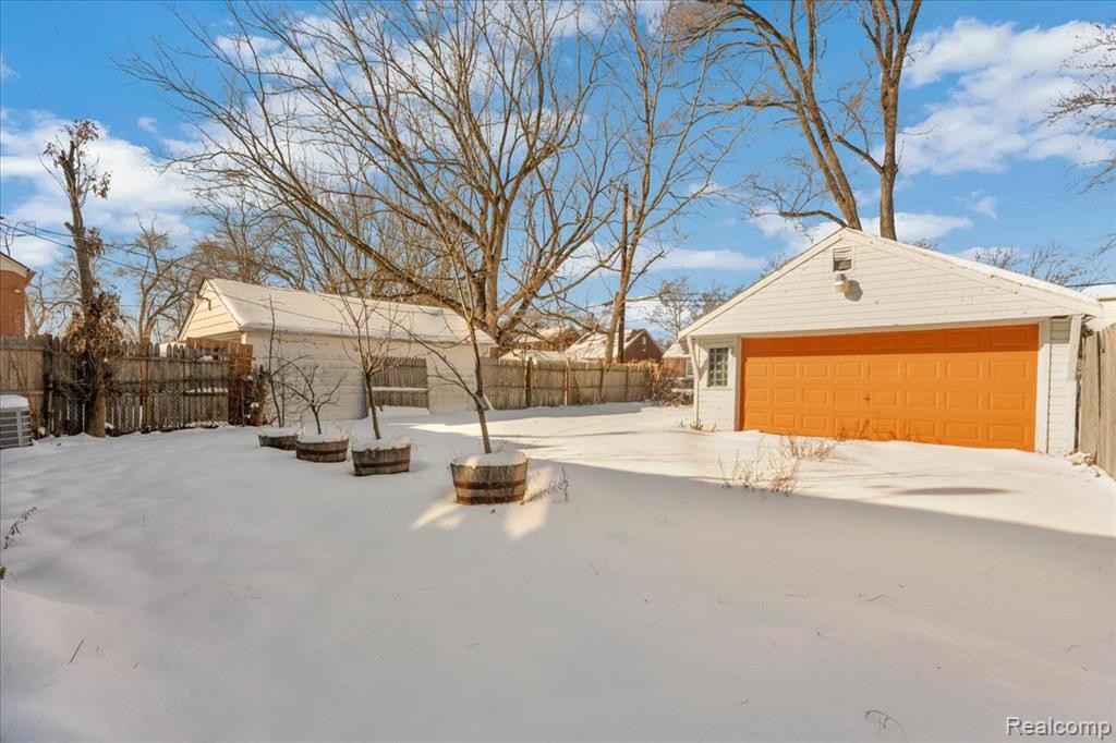 11873 Roxbury Street, Detroit, MI 48224 — Photo 29