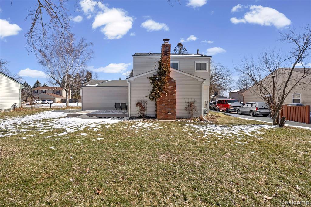 1999 Windingway Drive, Wixom, MI 48393 — Photo 23