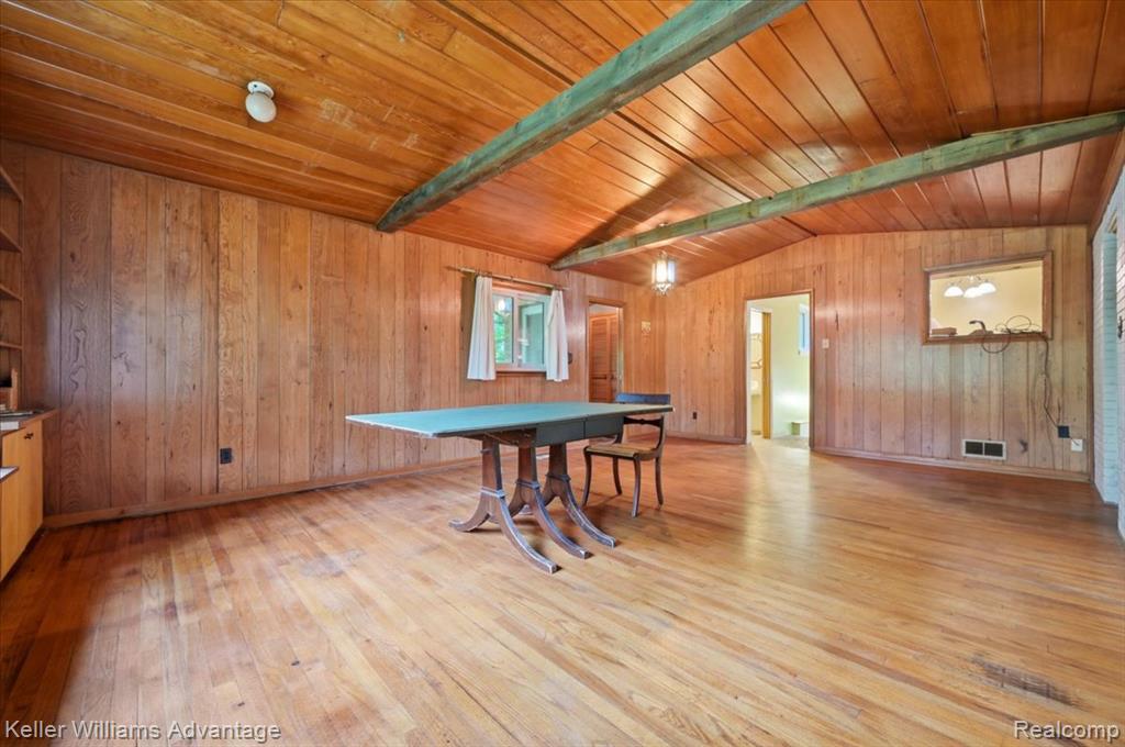 52433 Ihla Street, Utica, MI 48316 — Photo 14