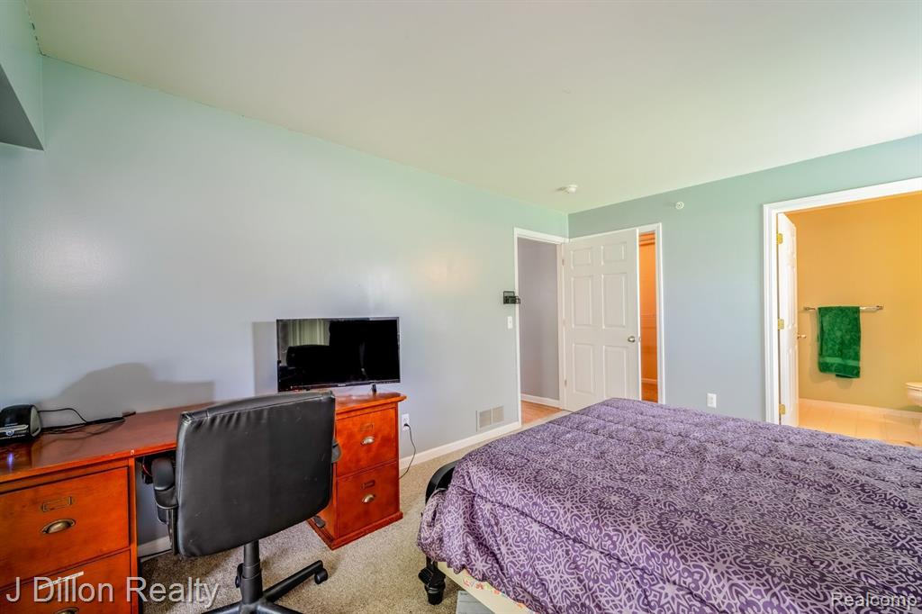 4275 DEESIDE Drive, Brighton, MI 48116 — Photo 20