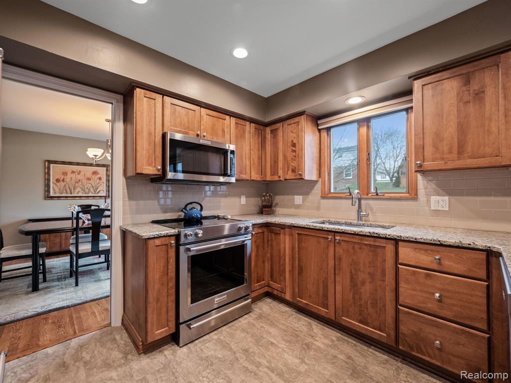 5562 ABINGTON Road, West Bloomfield, MI — Photo 6