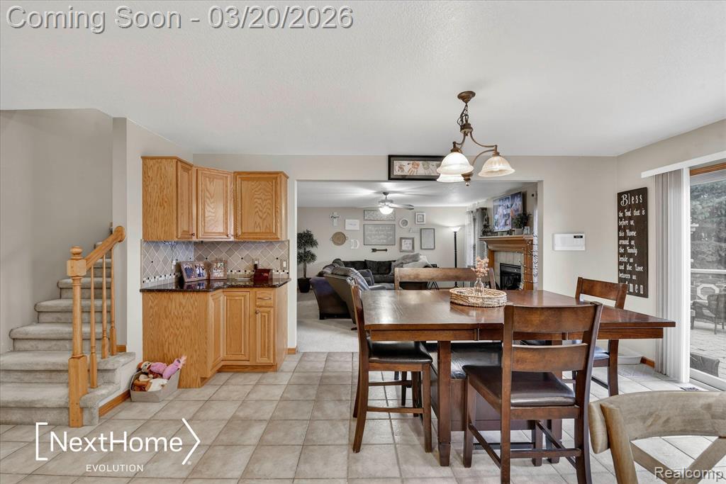27078 Brookview Court, Flat Rock, MI 48134 — Photo 18