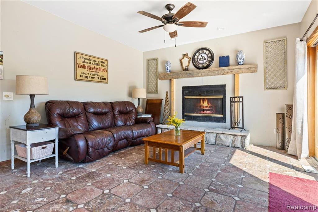 4020 Cohoctah Road, Linden, MI 48451 — Photo 15