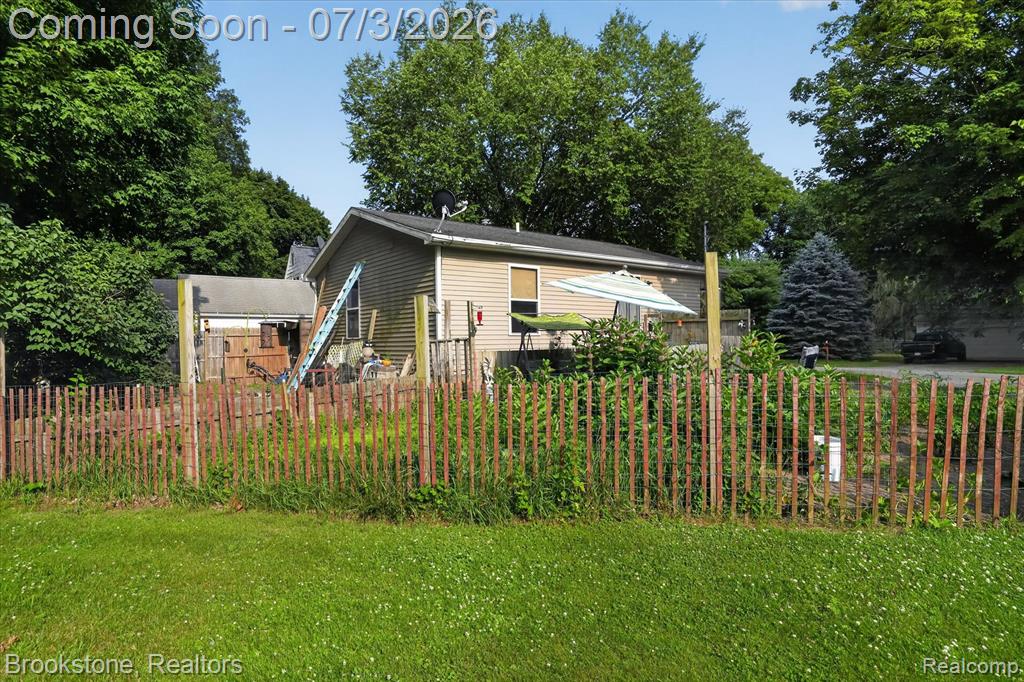 407 E Elizabeth Street, Eaton Rapids, MI 48827 — Photo 27