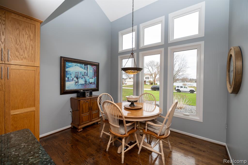 762 Golden Shores, White Lake, MI — Photo 17