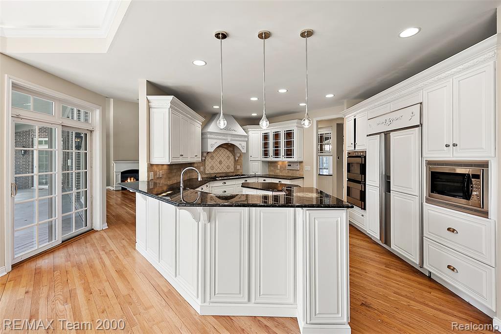630 Sheldon Court, Rochester, MI 48306 — Photo 31