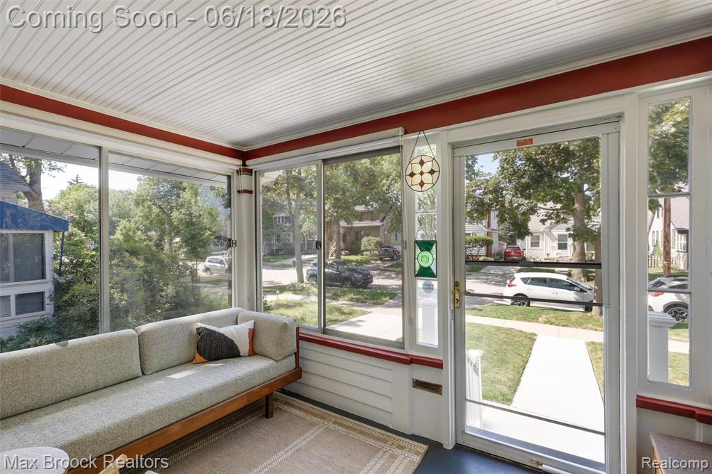 44 Kensington Boulevard, Pleasant Ridge, MI — Photo 4