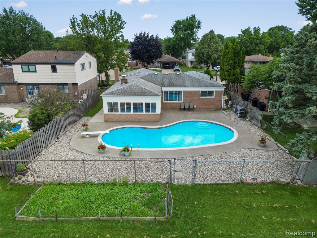 4971 Chadbourne Drive, Sterling Heights, MI 48310 — Photo 51