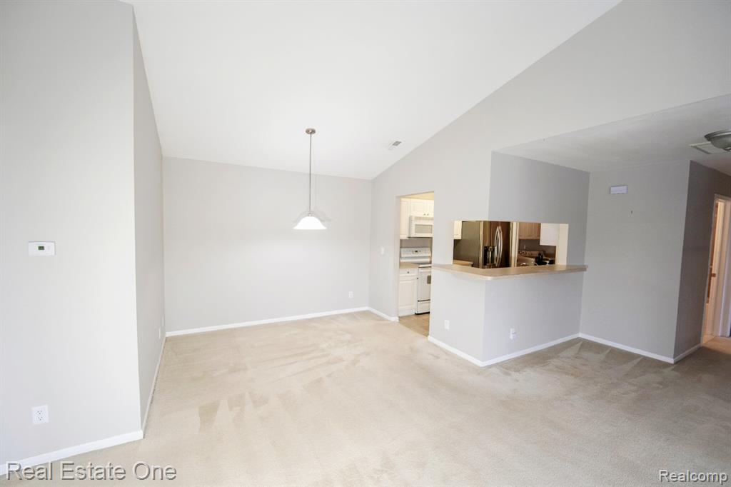 5305 Brookemonte Circle, Rochester, MI 48306 — Photo 7