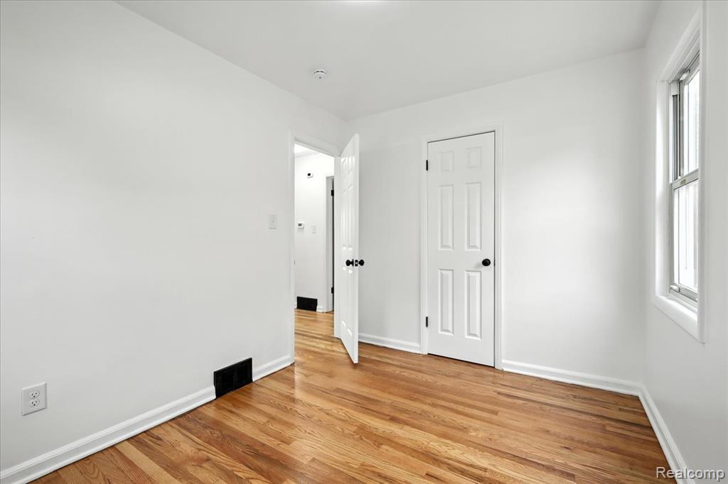 7445 Rockdale, Redford, MI 48239 — Photo 16