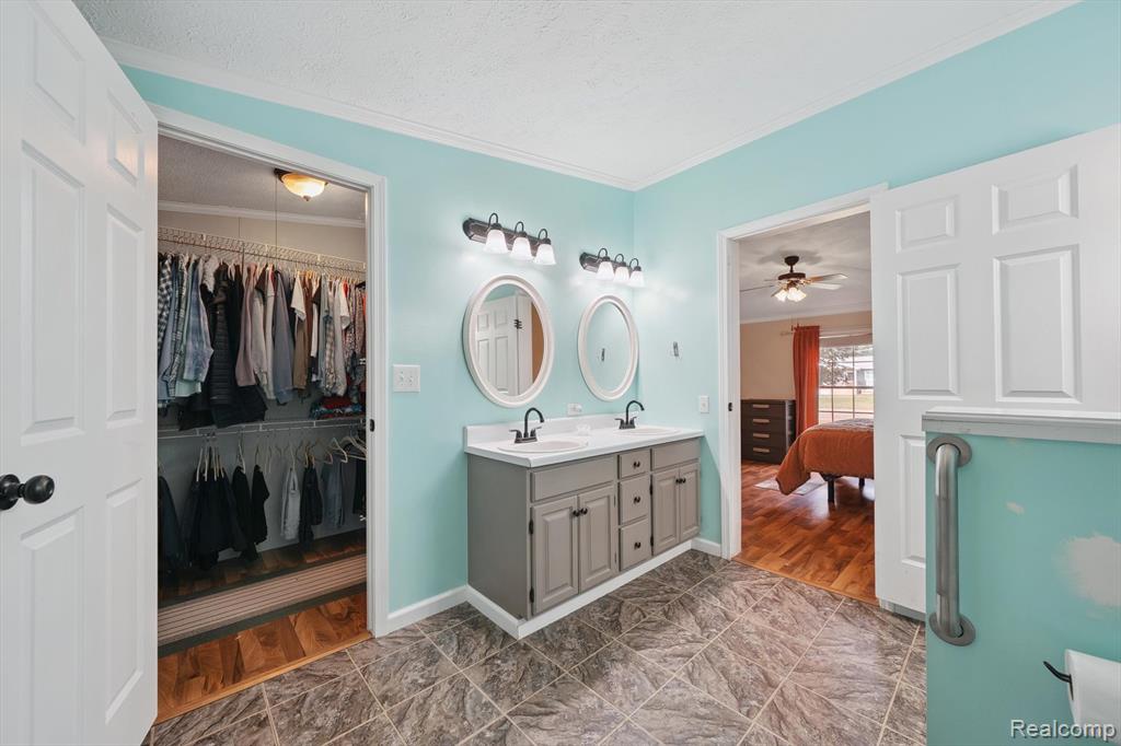 4056 Day Street, Burton, MI 48519 — Photo 19