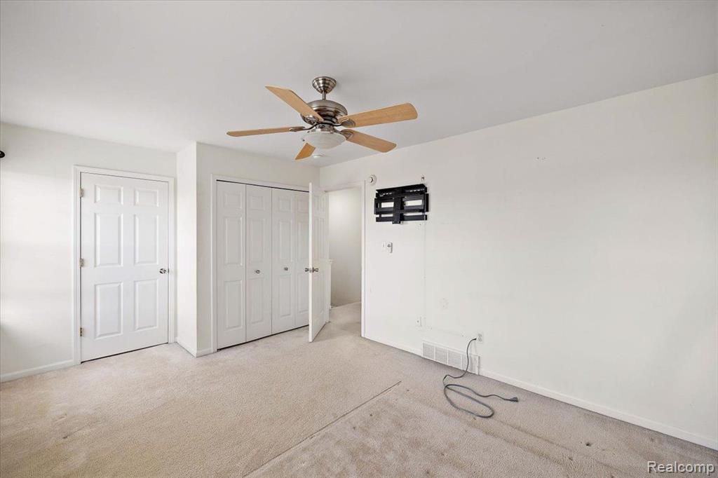 8964 SUNFLOWER, Whitmore Lake, MI 48189 — Photo 39