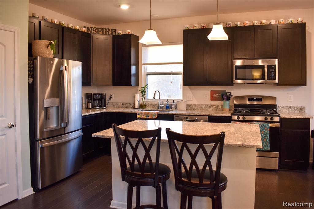 8211 Carston Lane, Brighton, MI 48116 — Photo 8