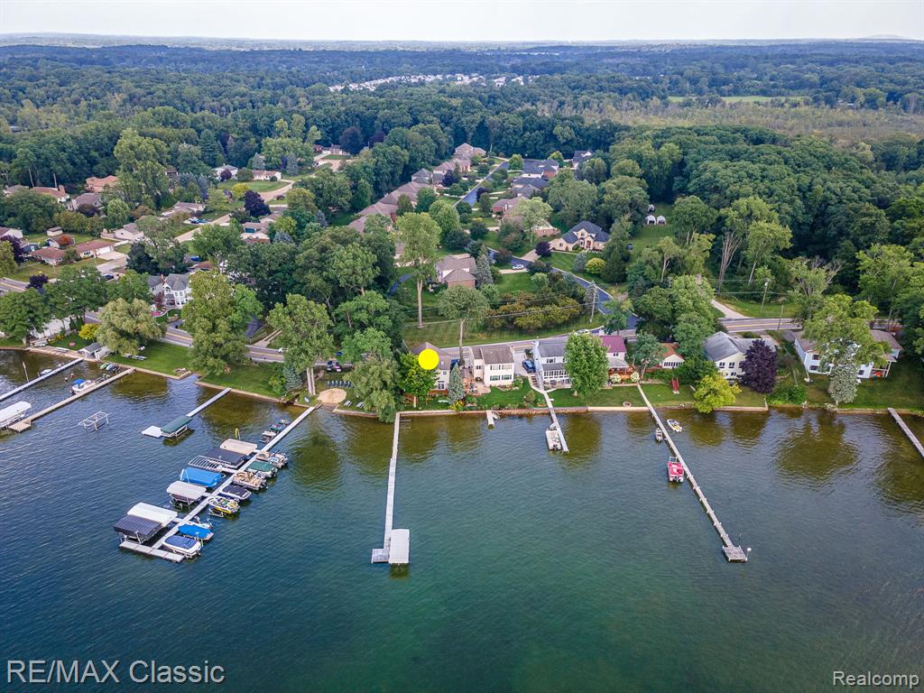 11540 E E Shore Drive, Whitmore Lake, MI 48189 — Photo 34