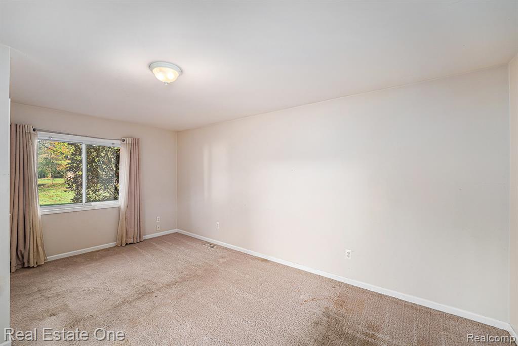 6295 N Beck Road, Canton, MI 48187 — Photo 17