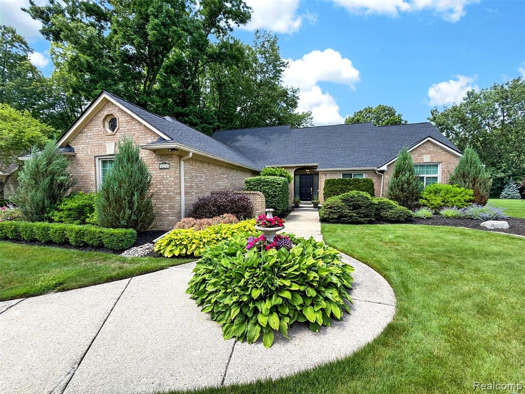 6713 Aurora Drive, Troy, MI 48098 — Photo 4