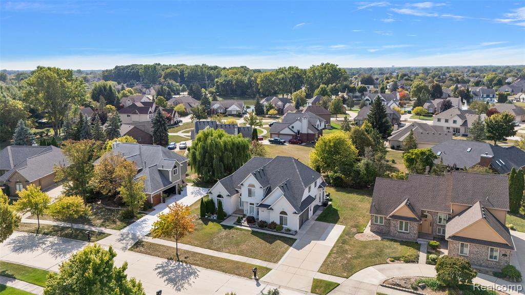 43187 Vintners Place Drive, Sterling Heights, MI 48314 — Photo 47