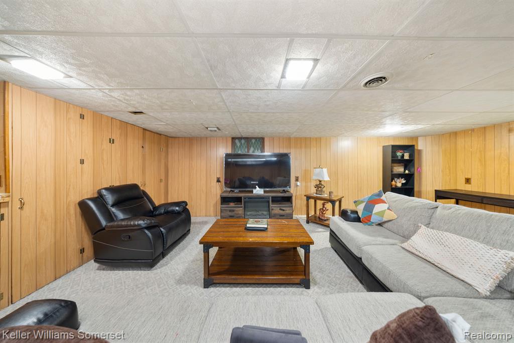 6569 HAWTHORNE Street, Garden City, MI — Photo 24