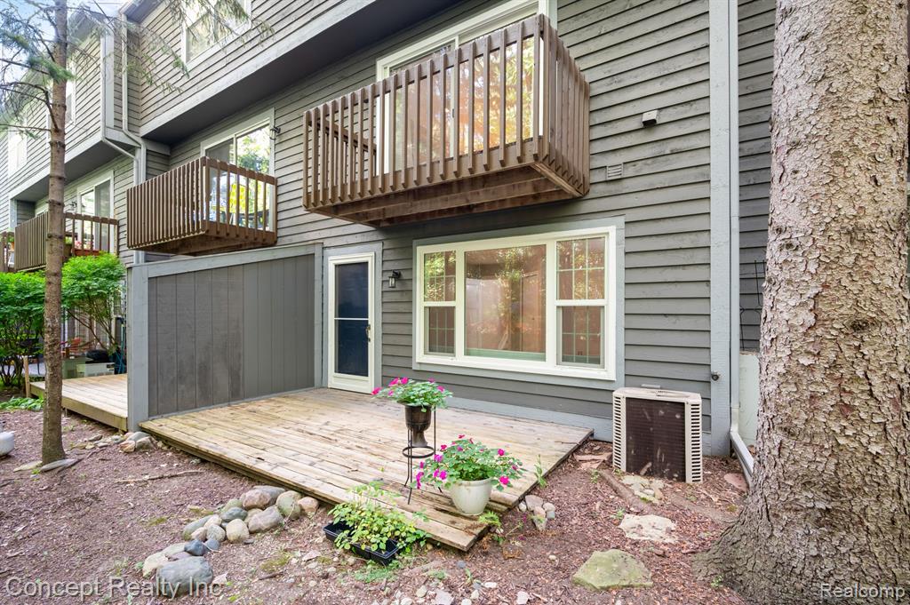 216 LYN ANNE, Ann Arbor, MI 48103 — Photo 22