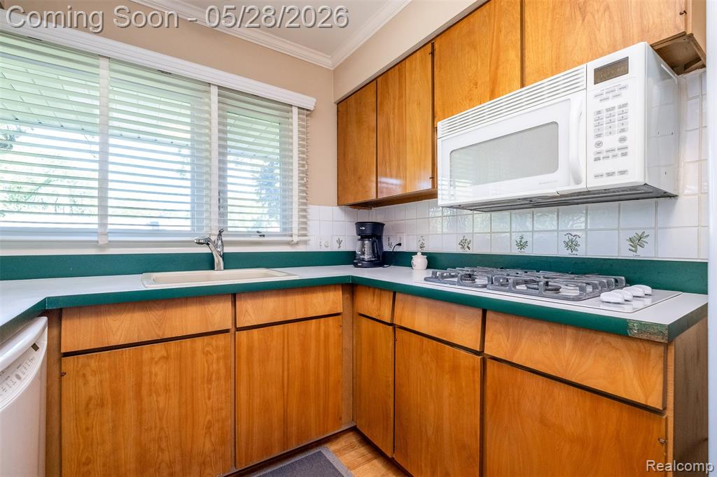 3621 Berkshire Drive, Bloomfield Hills, MI 48301 — Photo 8
