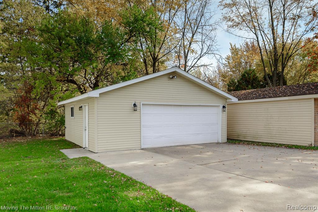 9421 VAN BUREN Street, Van Buren, MI 48111 — Photo 2