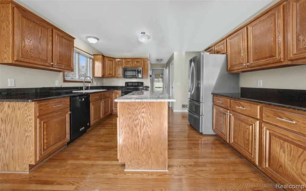 54788 Mahogany Drive, Macomb, MI 48042 — Photo 6
