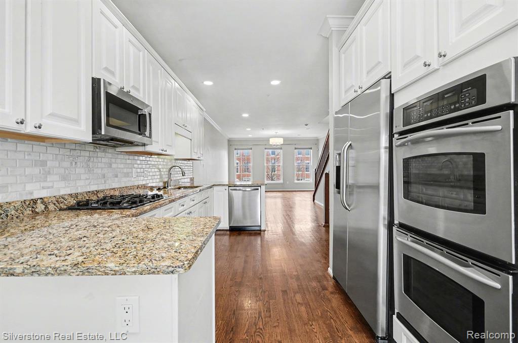 532 Graten Street, Birmingham, MI 48009 — Photo 10
