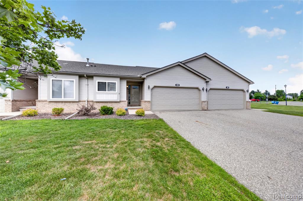 4003 Murray Street, Grand Blanc, MI 48439 — Photo 3