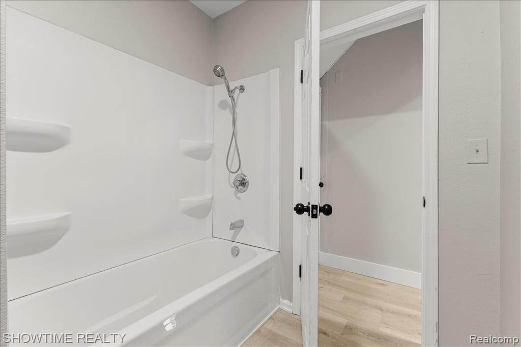 1865 N BLACKS CORNERS Road, Imlay City, MI 48444 — Photo 30