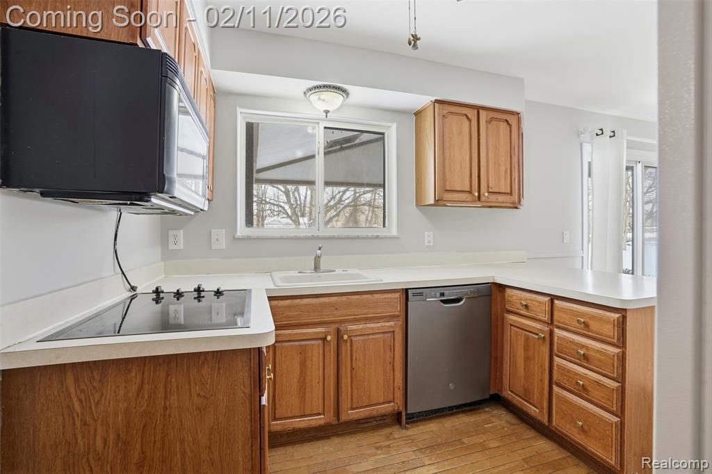 966 Nancy Ann Drive, Howell, MI 48855 — Photo 14