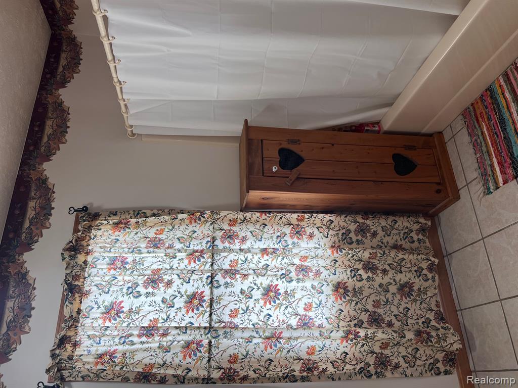651 Beard Road, Perry, MI 48872 — Photo 12