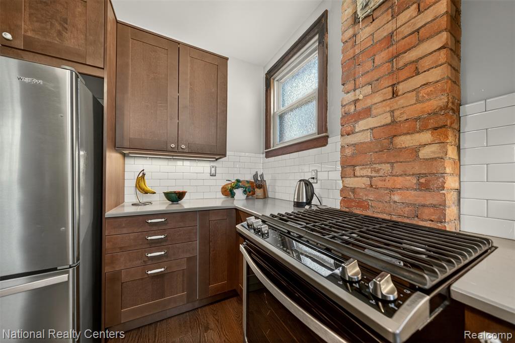 700 Taylor Street, Detroit, MI 48202 — Photo 23